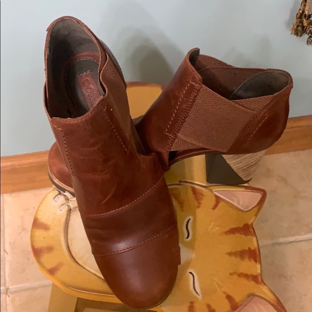 Sorel shoes